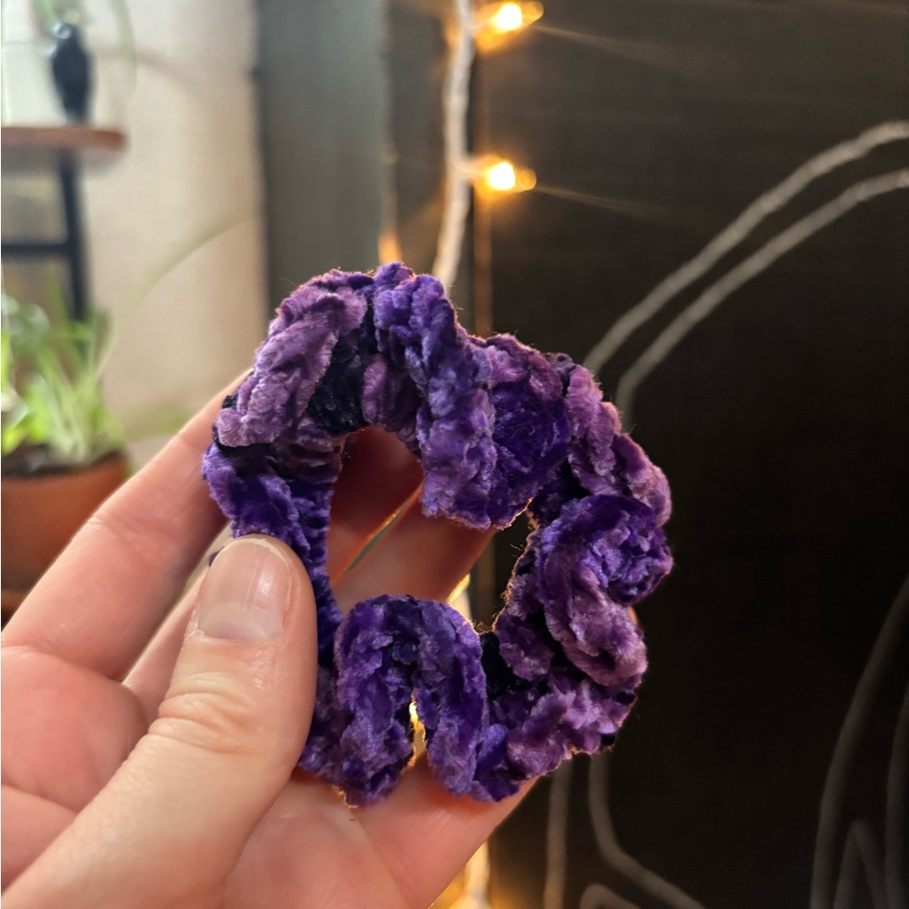 ✨2/$12✨Large Soft Velvet Handmade Purple Scrunchy!